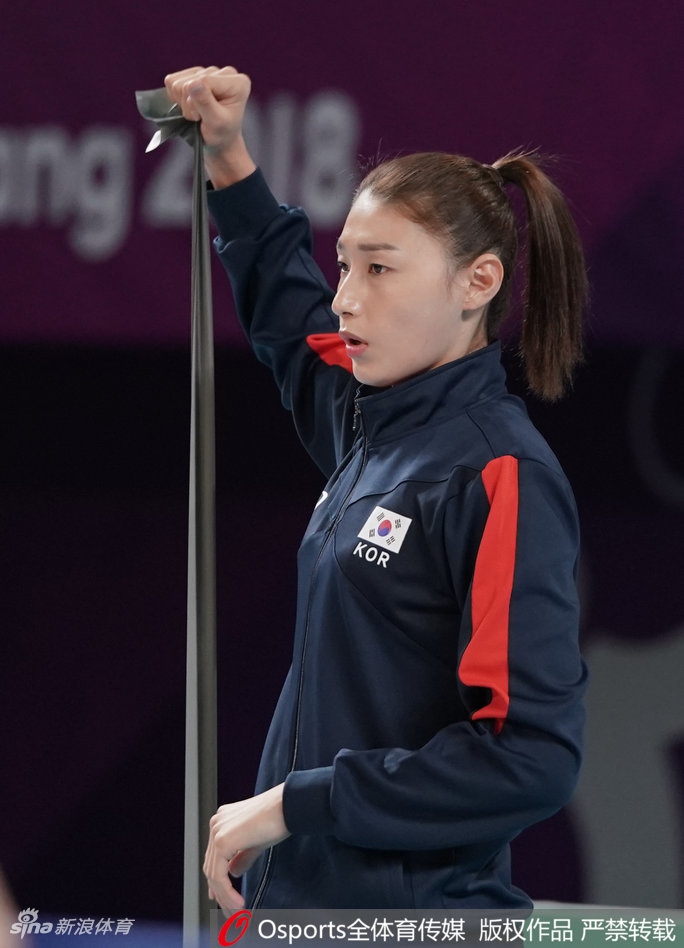 亚运女排小组赛中国3-0韩国