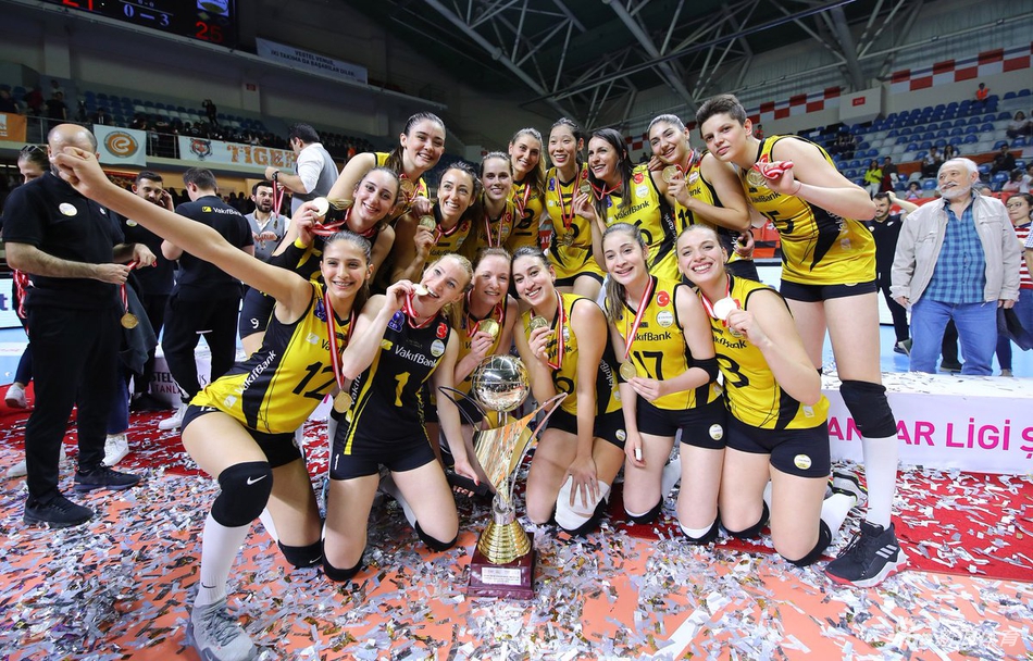 朱婷14分瓦基弗银行卫冕土超