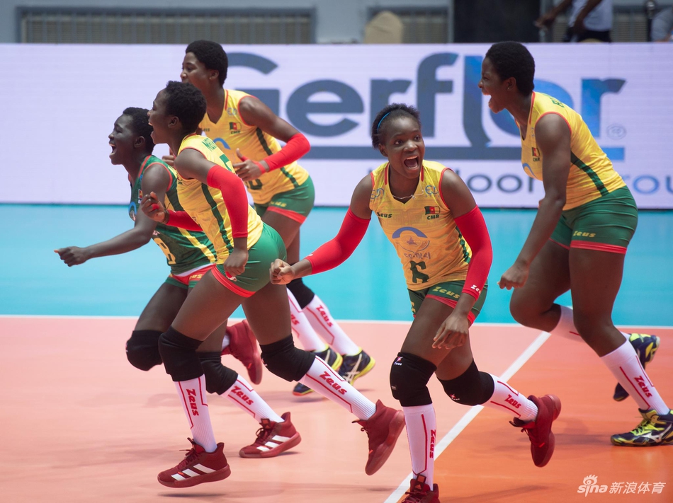 U18女排世锦赛中国3-0喀麦隆