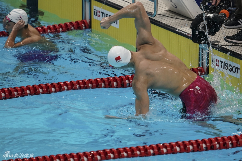 直击亚运男子400米自孙杨夺金