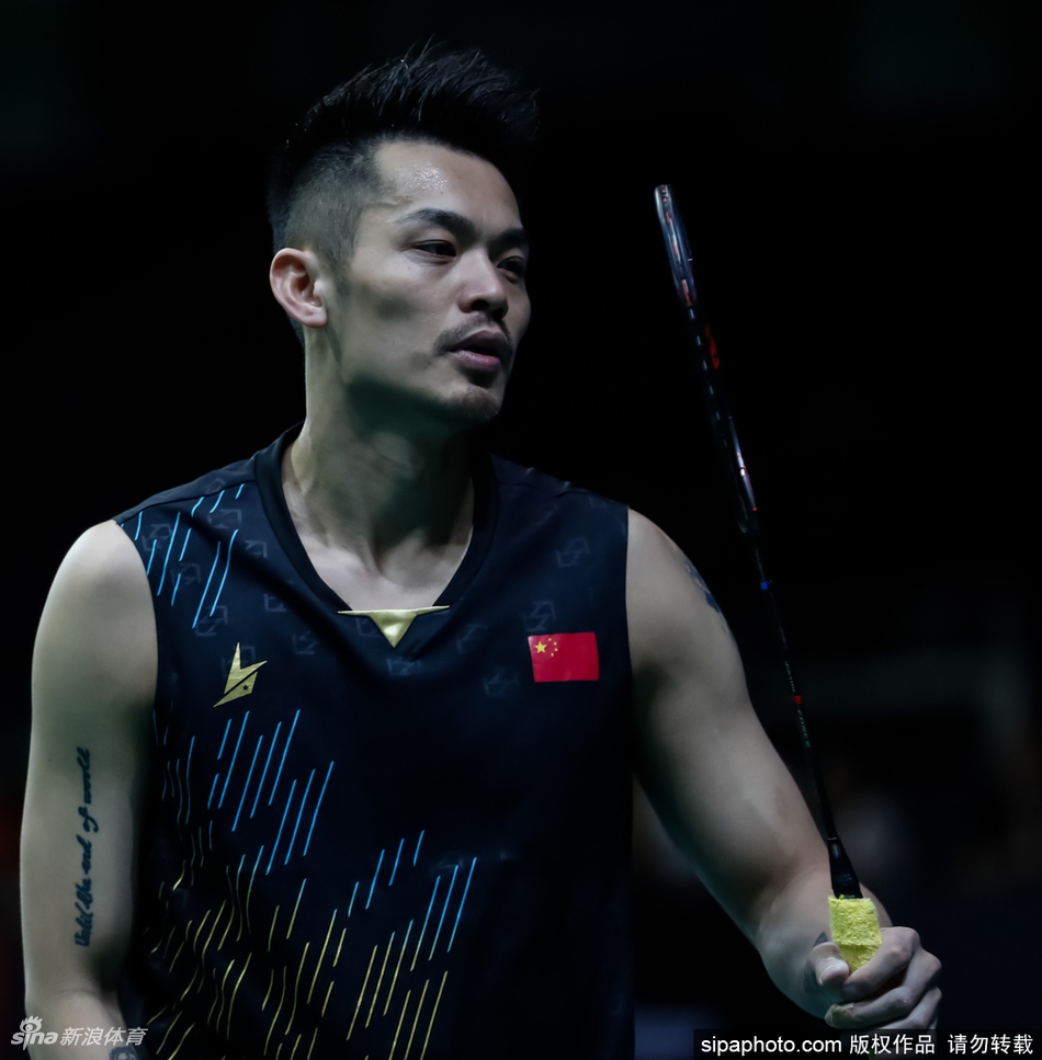 新加坡赛林丹落后时退赛