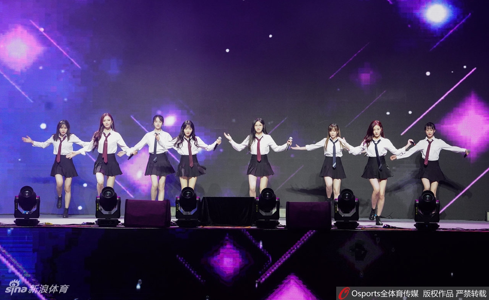 排超全明星赛SNH48登台表演