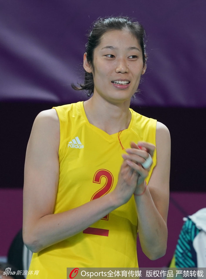 亚运女排小组赛中国3-0韩国