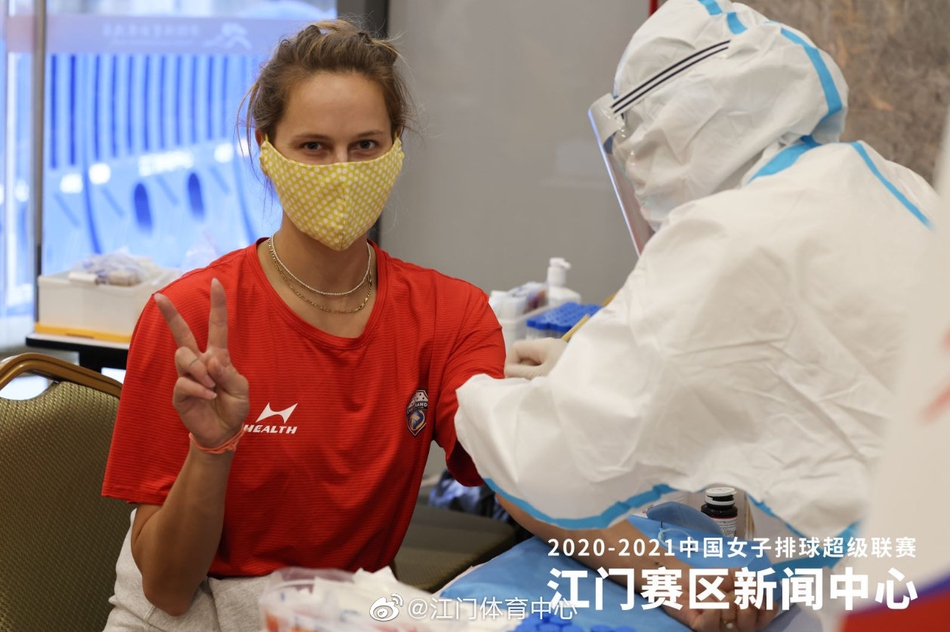 朱婷领衔众将抵达江门备战联赛