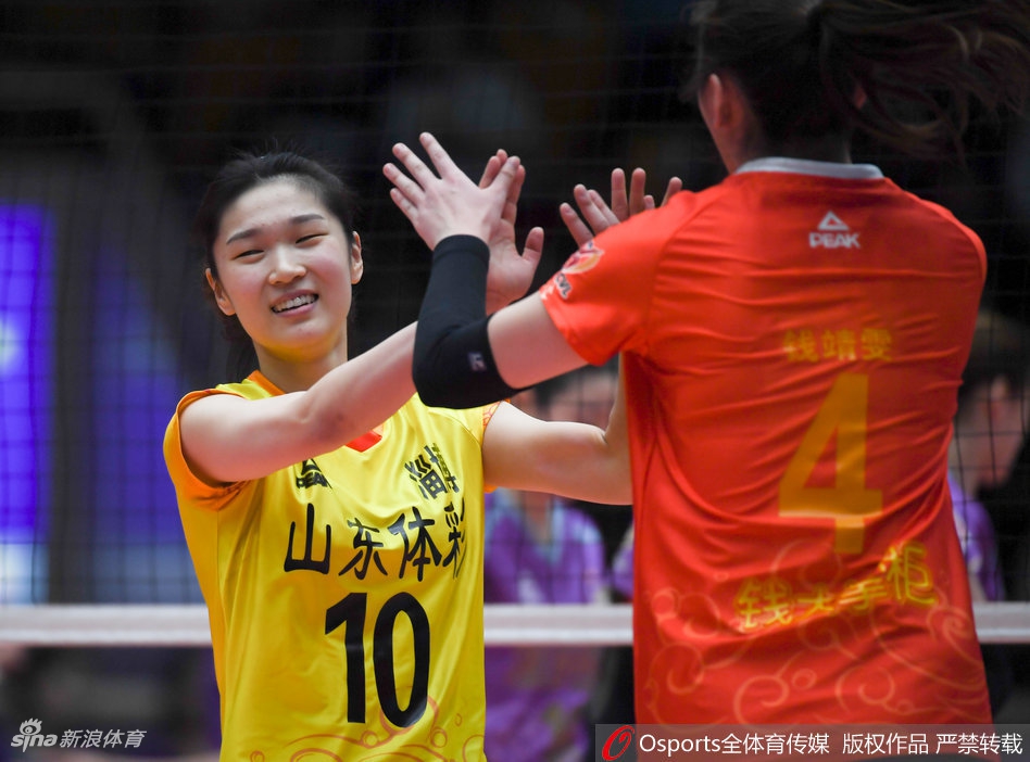 排超八强战天津女排3-0山东