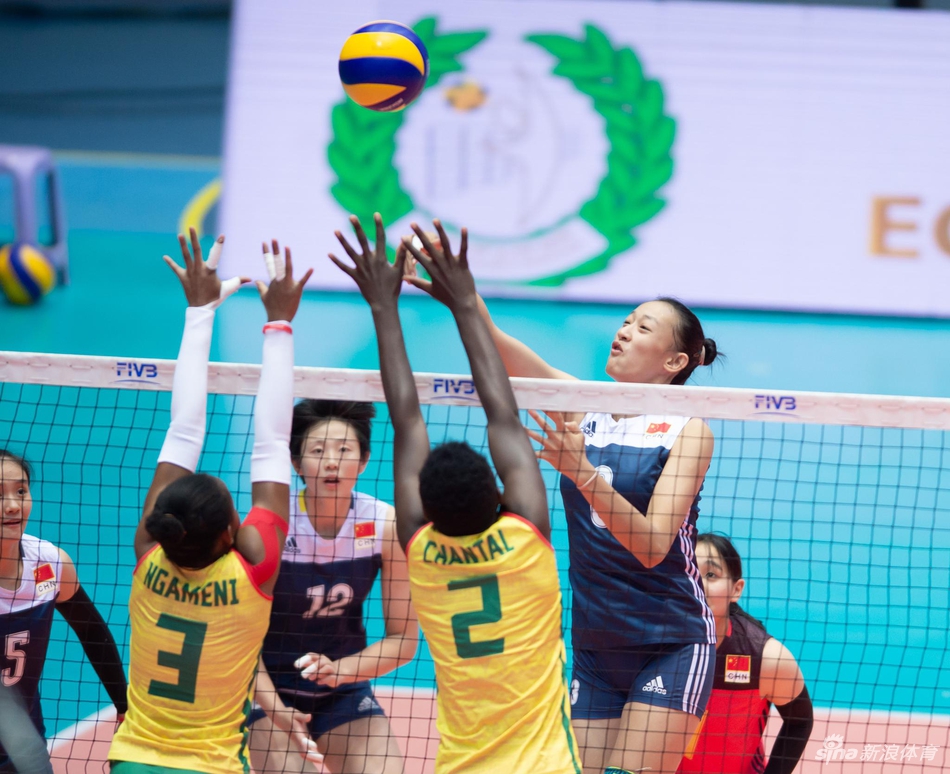 U18女排世锦赛中国3-0喀麦隆