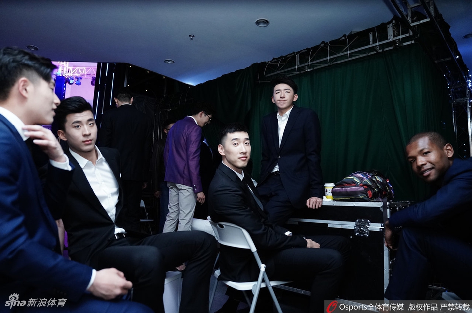 排超全明星红毯后台花絮