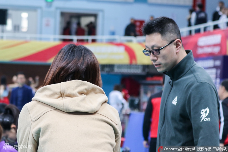 女排决赛魏秋月亲临现场