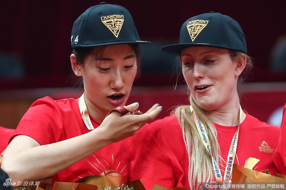 北京女排夺冠颁奖仪式