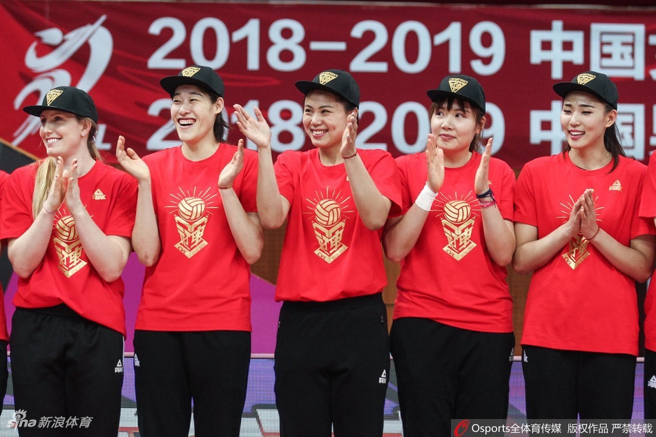 北京女排夺冠颁奖仪式