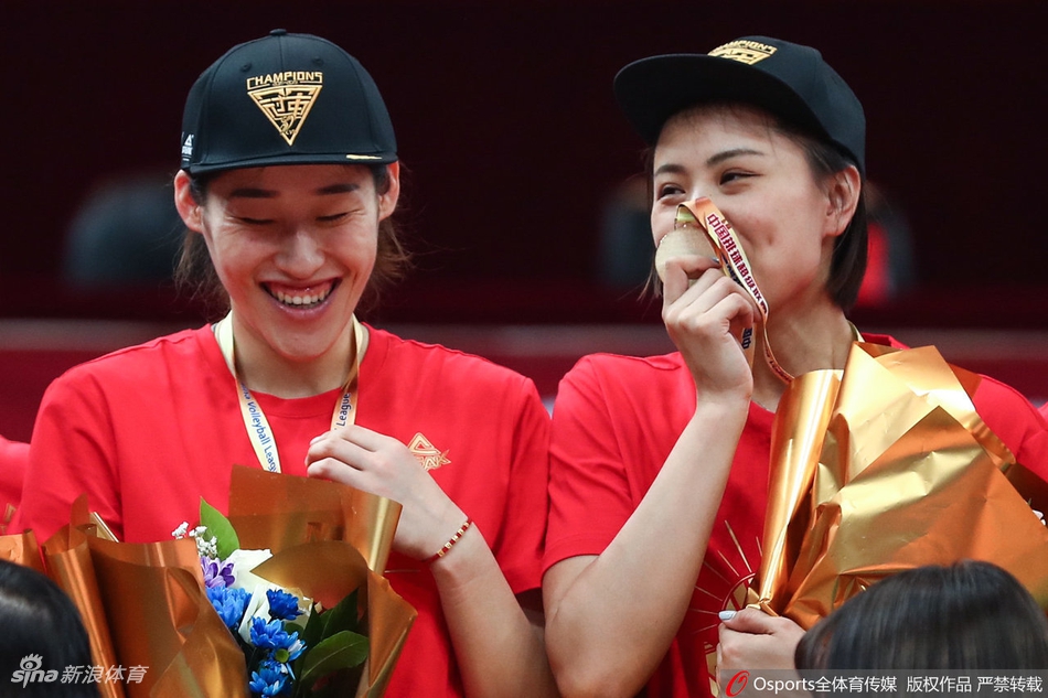 北京女排夺冠颁奖仪式