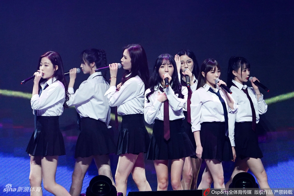 排超全明星赛SNH48登台表演