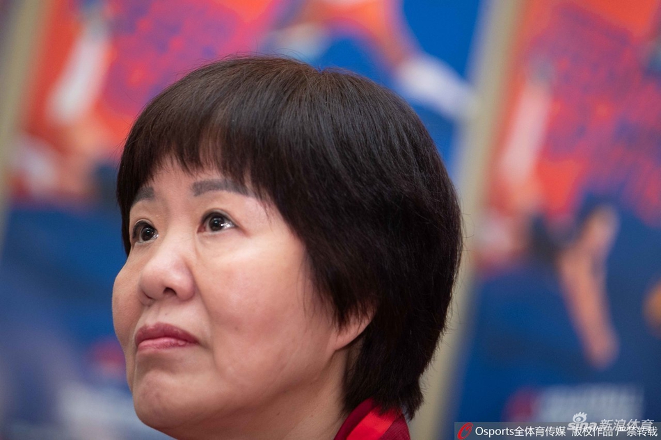 世联澳门站发布会郎平朱婷出席