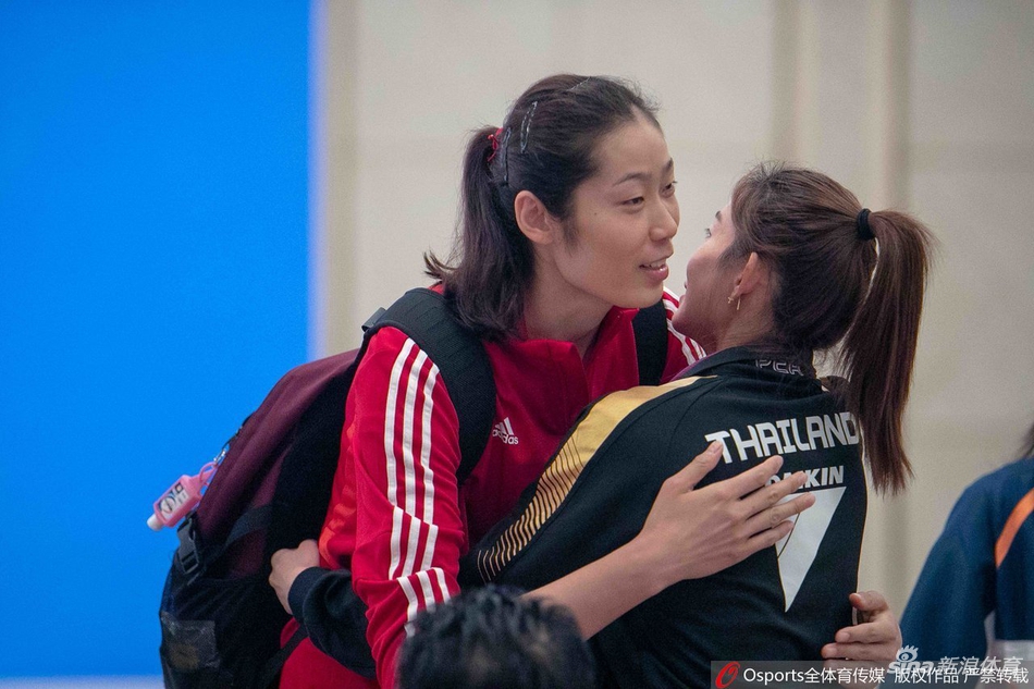 世联澳门站发布会郎平朱婷出席