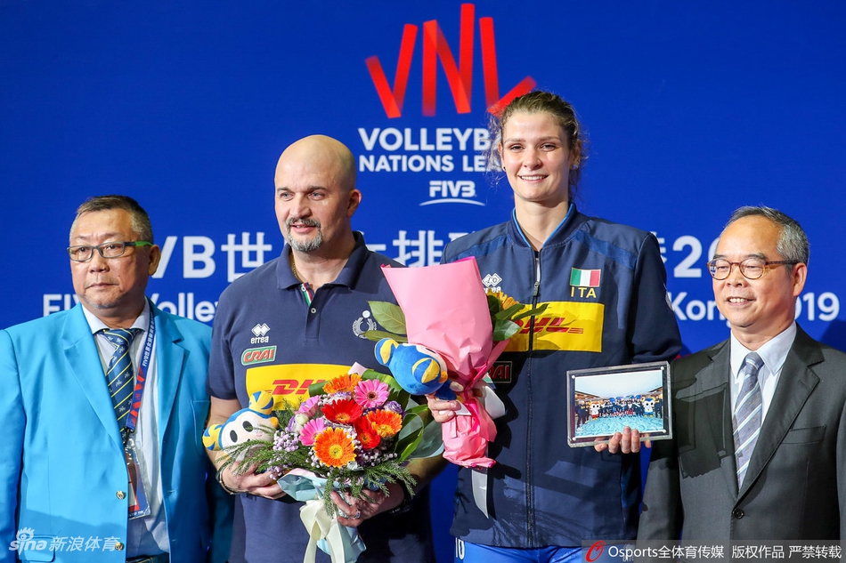 香港站中国女排夺冠颁奖仪式