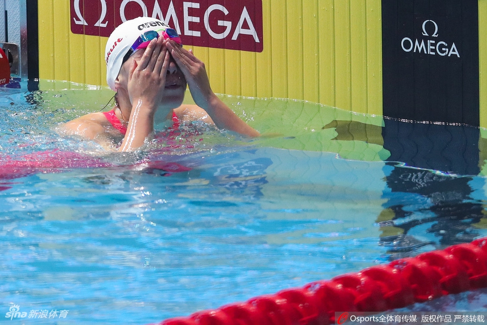 世锦赛50米仰傅园慧遭淘汰