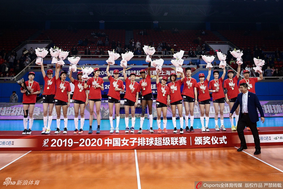 天津女排夺得联赛第12冠
