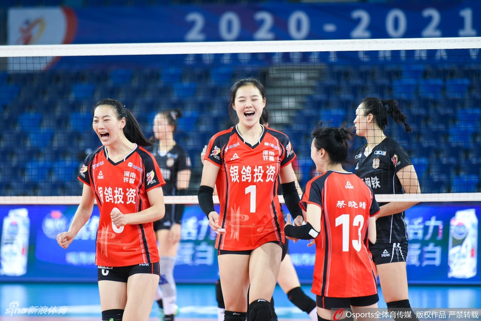 排超江苏女排3-0河南