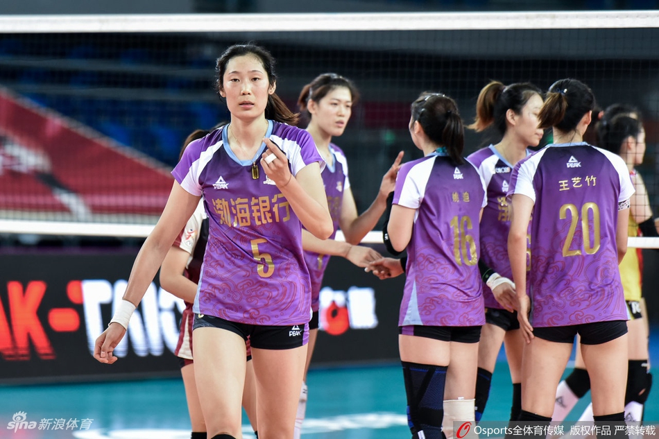 联赛天津女排3-0上海