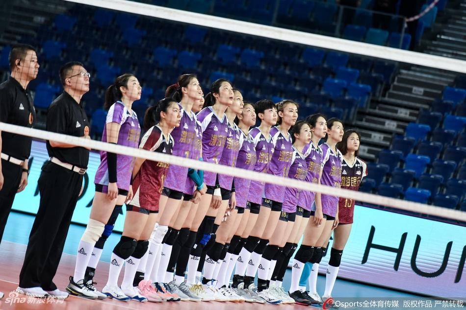 联赛天津女排3-0上海