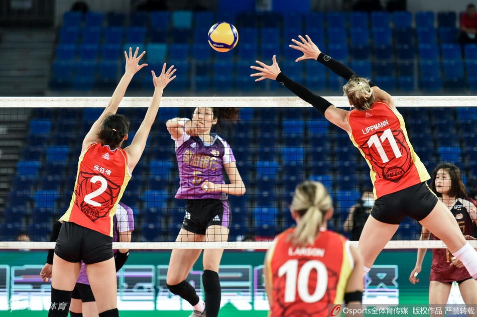 联赛天津女排3-0上海