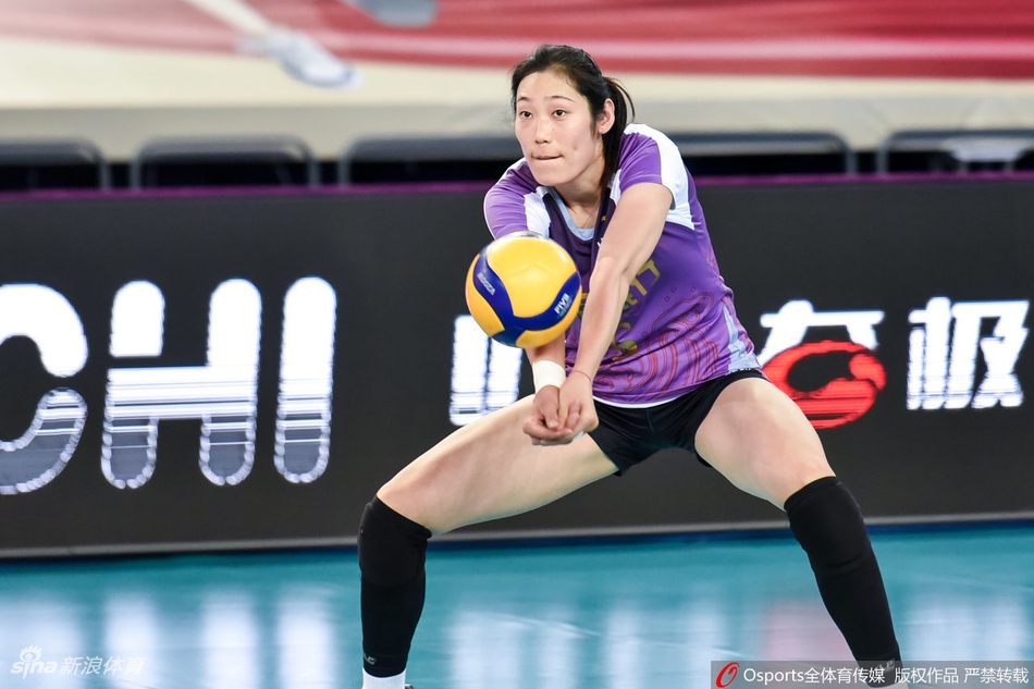 朱婷15分联赛天津女排3-0山东