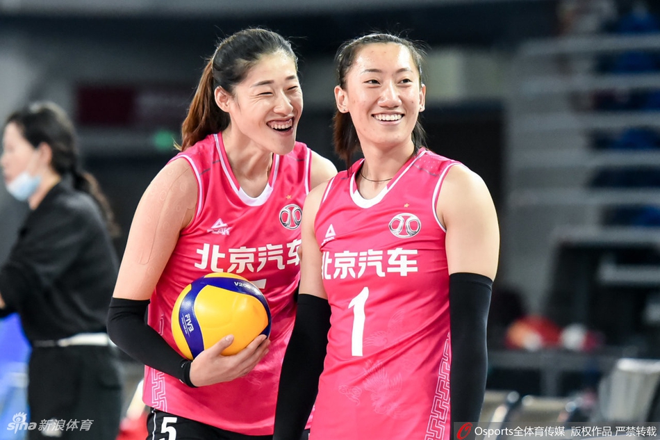 联赛江苏女排3-1北京