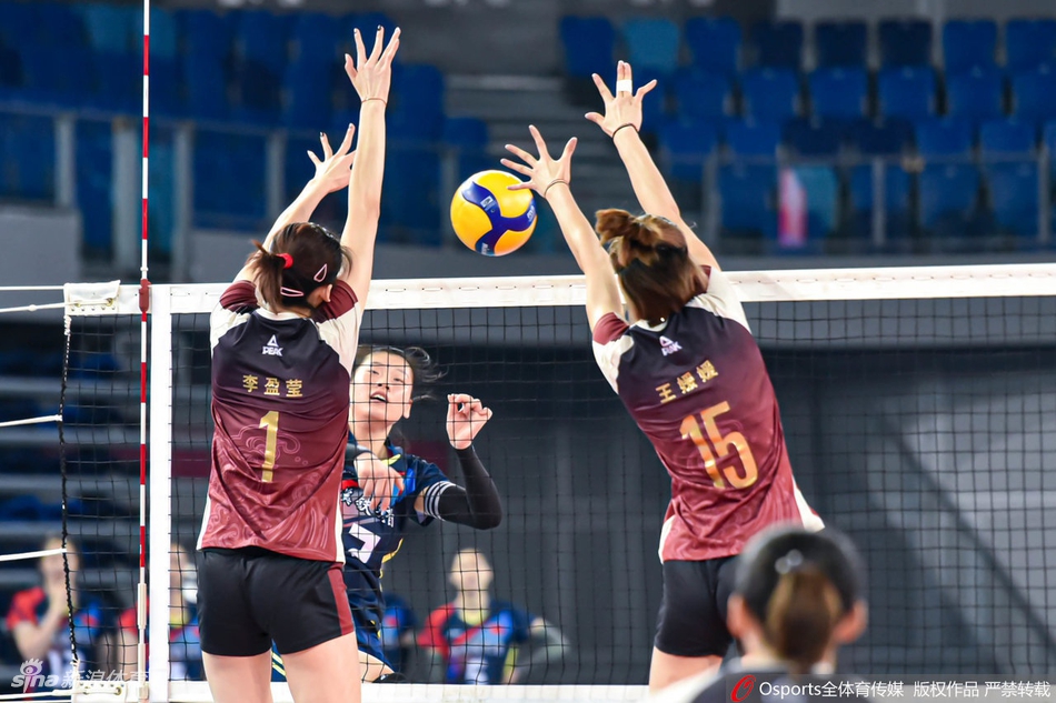 朱婷休战天津女排3-0福建