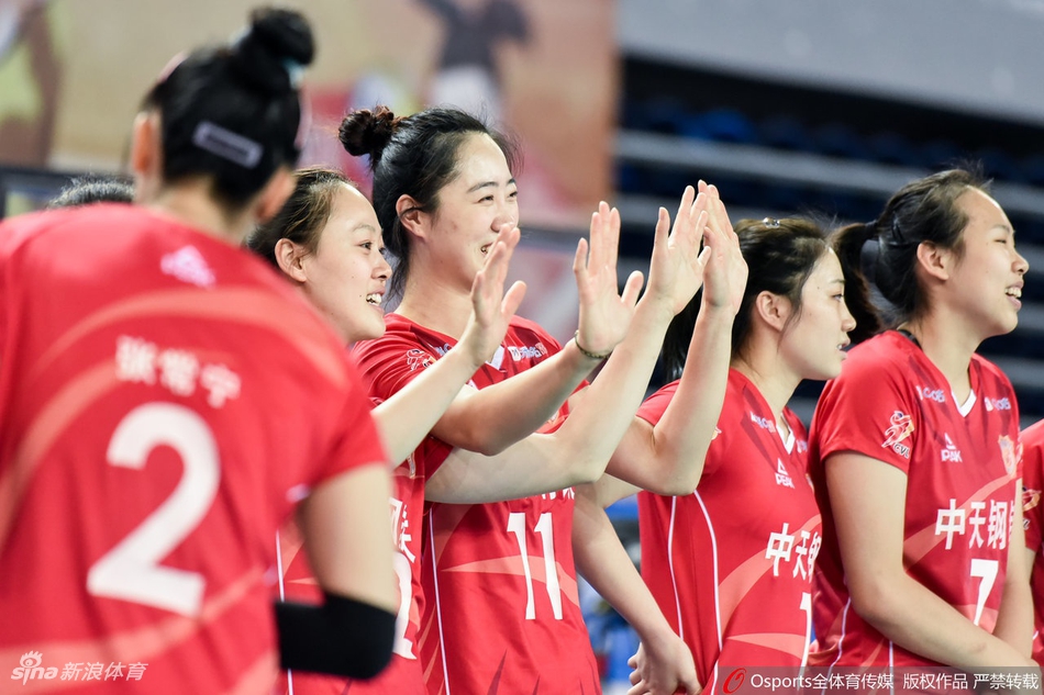 张常宁20分江苏女排3-0山东