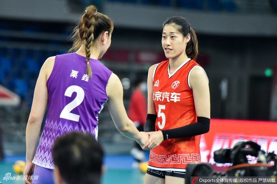 联赛广东女排3-0北京