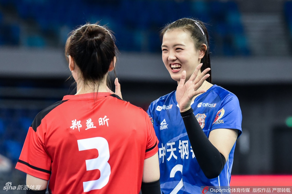 联赛江苏女排0-3福建