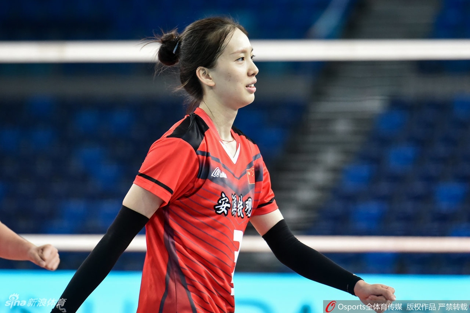 联赛江苏女排0-3福建