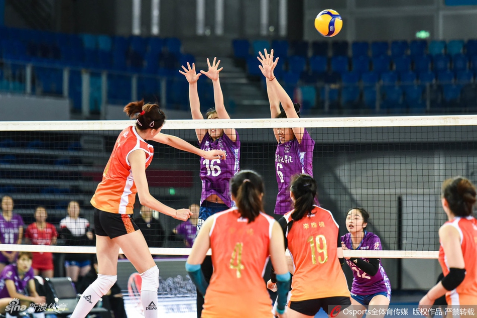 朱婷休战天津女排3-0云南