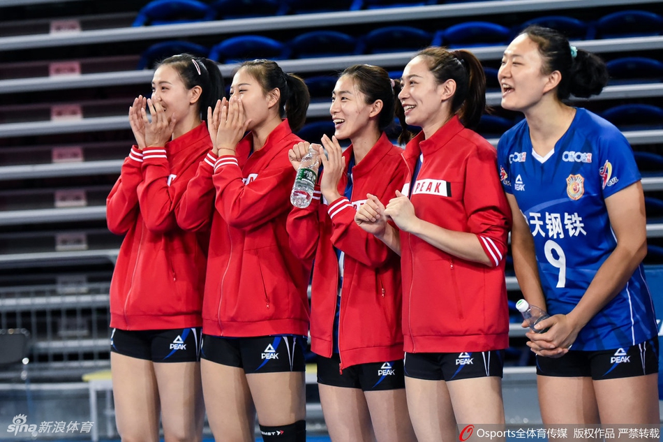 联赛江苏女排0-3福建