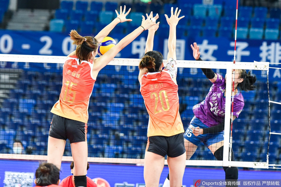 朱婷休战天津女排3-0云南