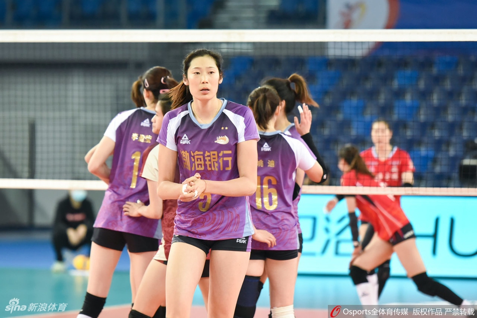 朱婷19分天津女排3-0浙江