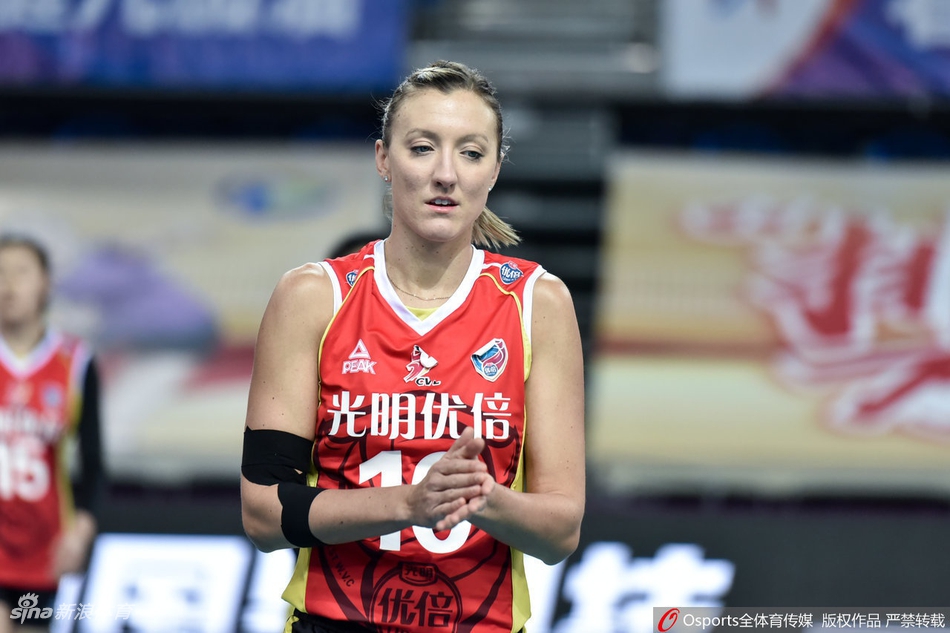 排超八强赛江苏女排3-1上海