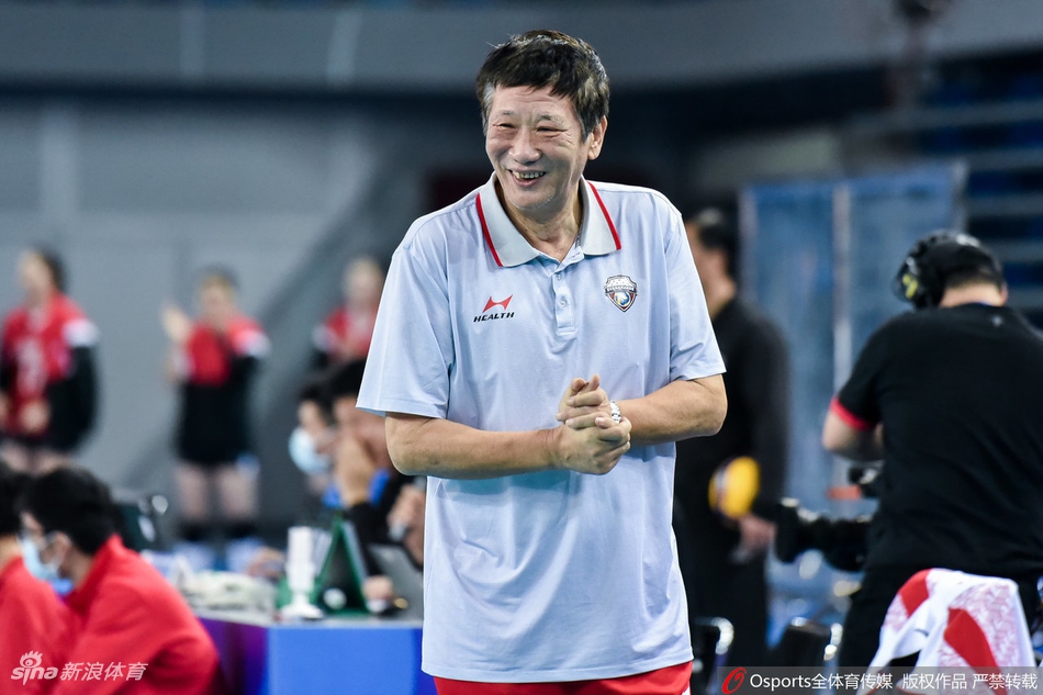 广东女排3-2上海进四强