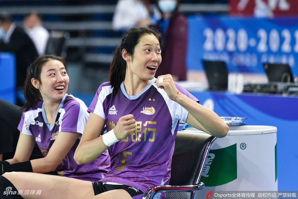 朱婷休战天津女排3-2江苏女排