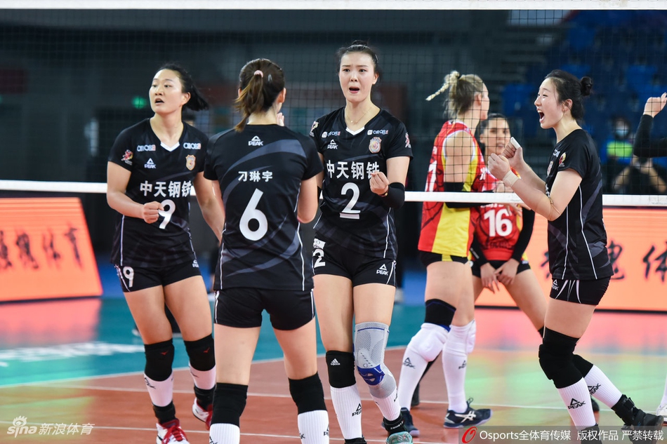 排超半决赛江苏女排3-1上海