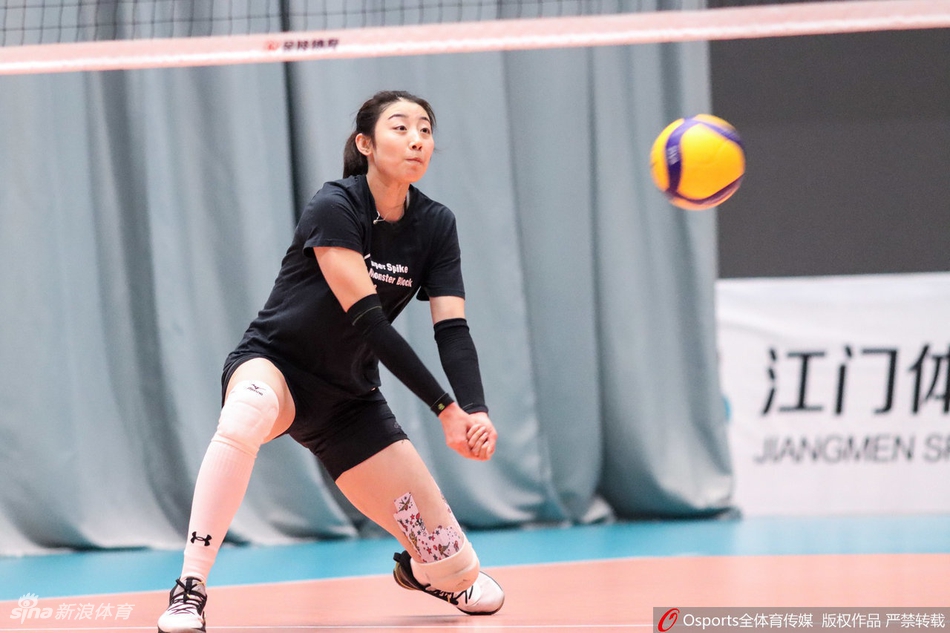 天津女排训练备战联赛决赛