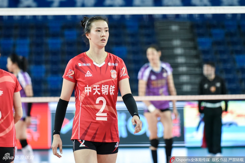 排超决赛首回合天津女排1-3江苏