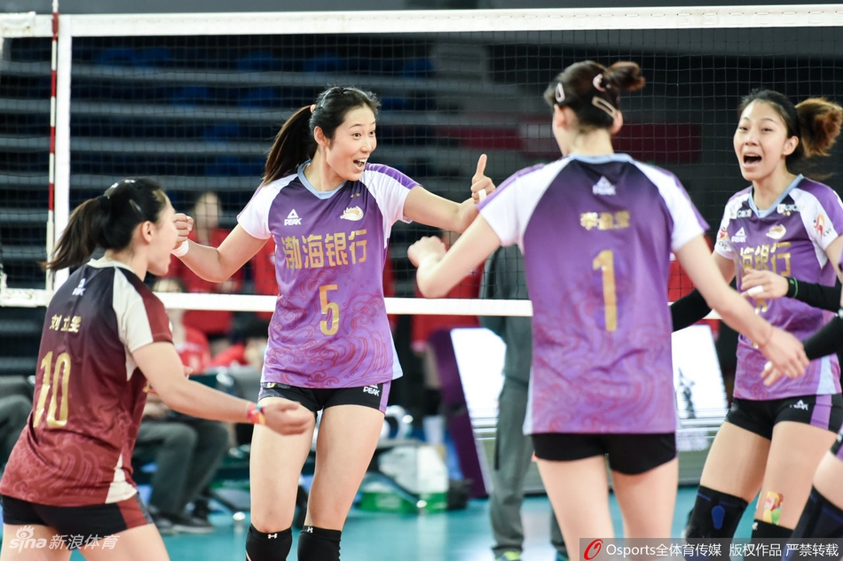排超决赛首回合天津女排1-3江苏