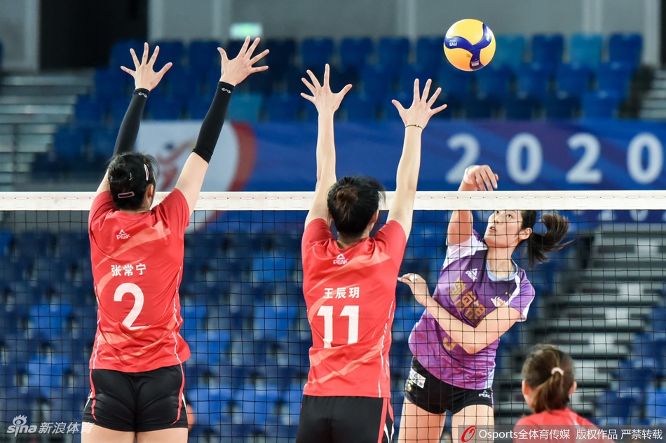 排超决赛首回合天津女排1-3江苏