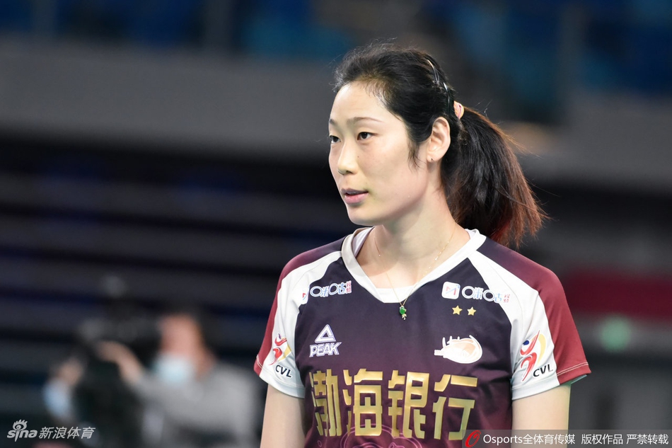 排超决赛次回合天津女排3-1江苏