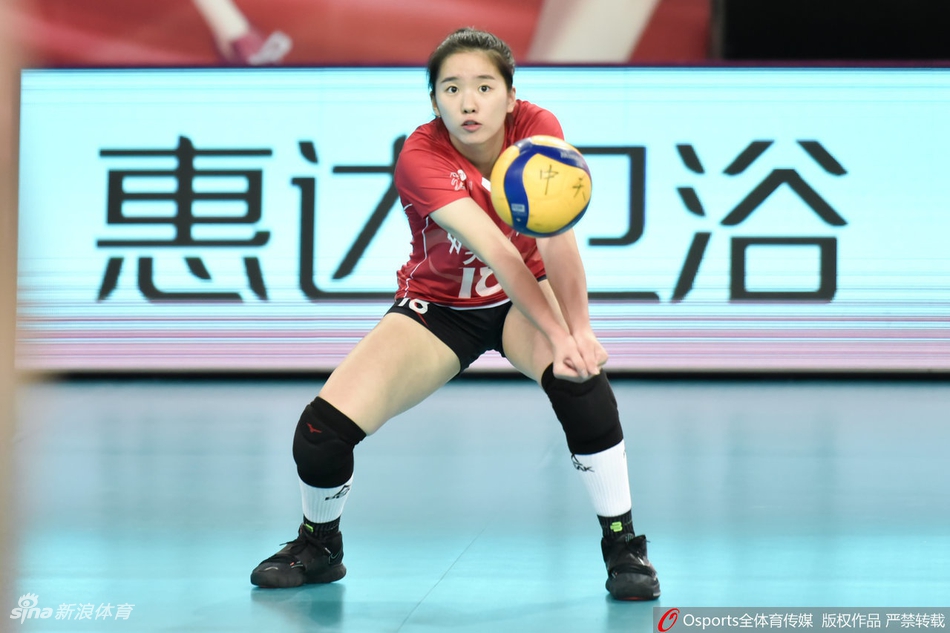 排超决赛天津女排3-1江苏夺冠