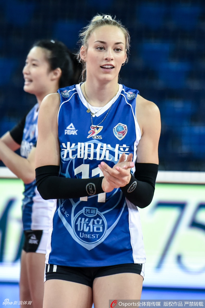 联赛上海女排3-1北京