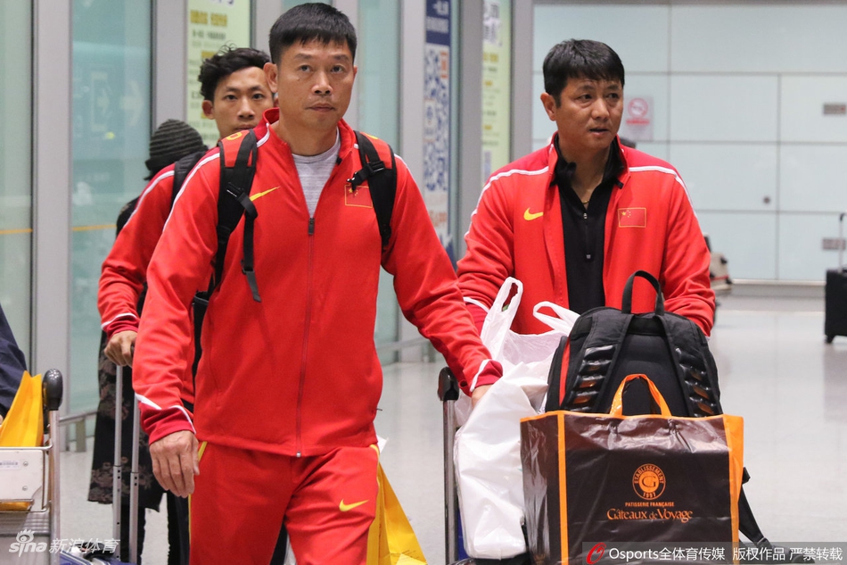 中国田径队抵达首都机场