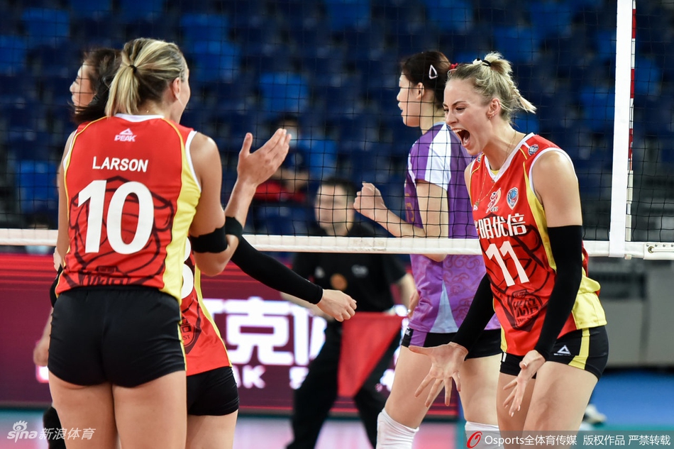 联赛天津女排3-0上海