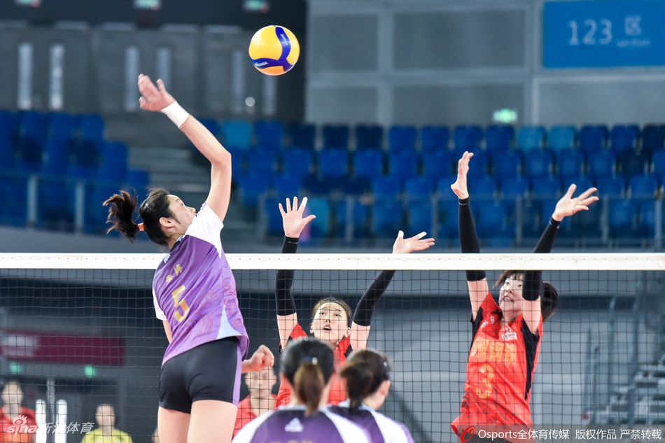 朱婷15分联赛天津女排3-0山东